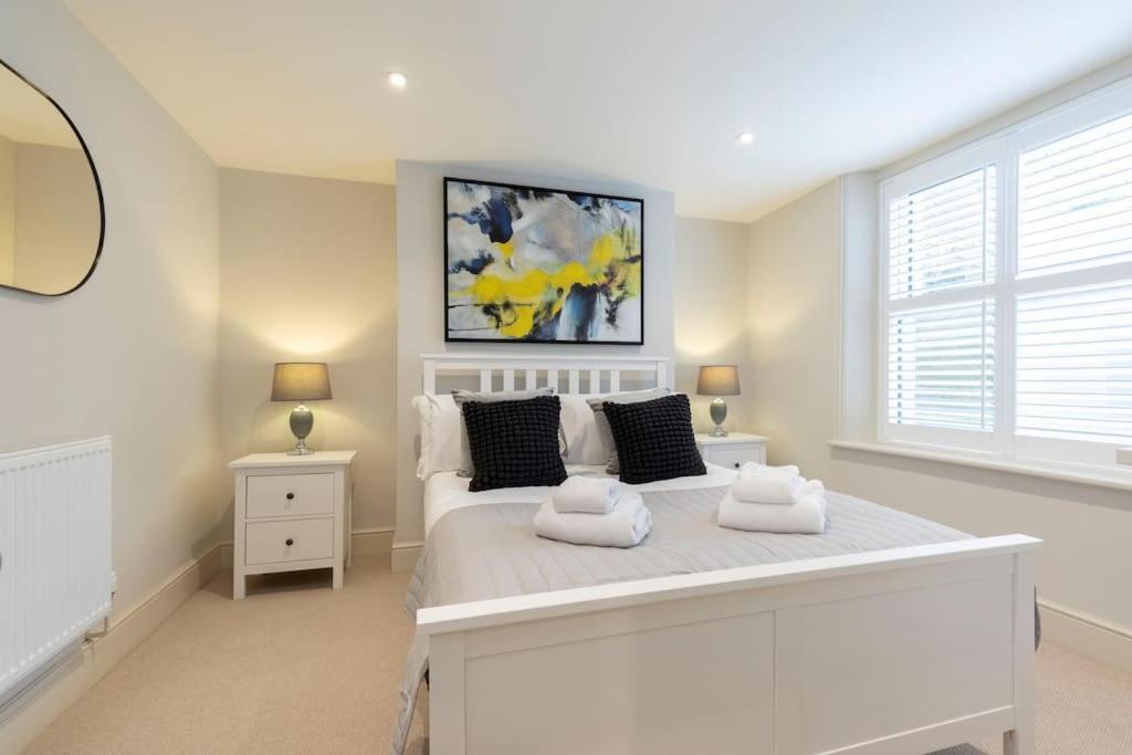 Stunning 5 Bed 4 Bath Period Home Cheltenham Exterior foto